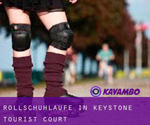 Rollschuhlaufe in Keystone Tourist Court